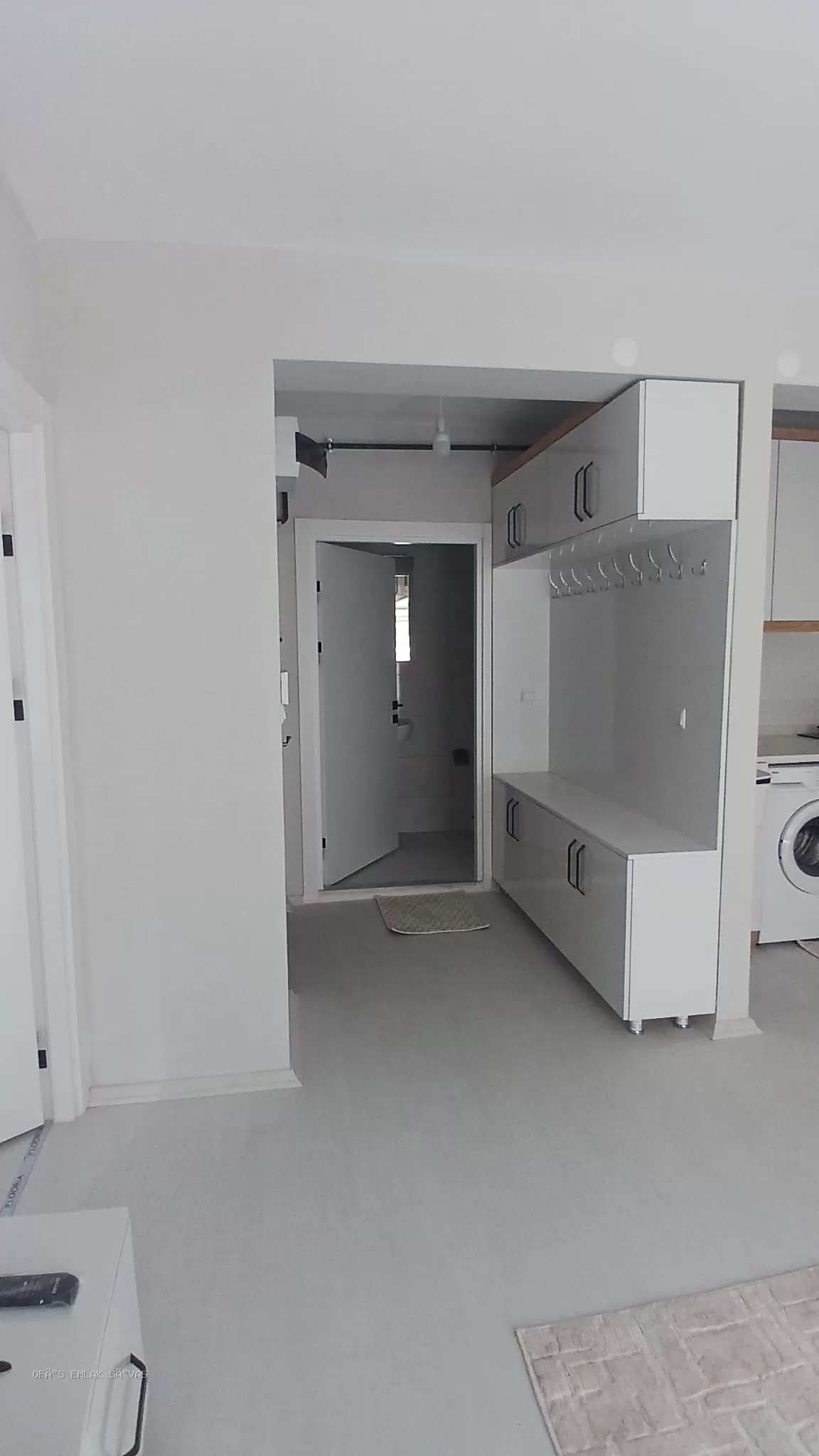 KİRALIK 1+1 EŞYALI DAİRE — foto 3