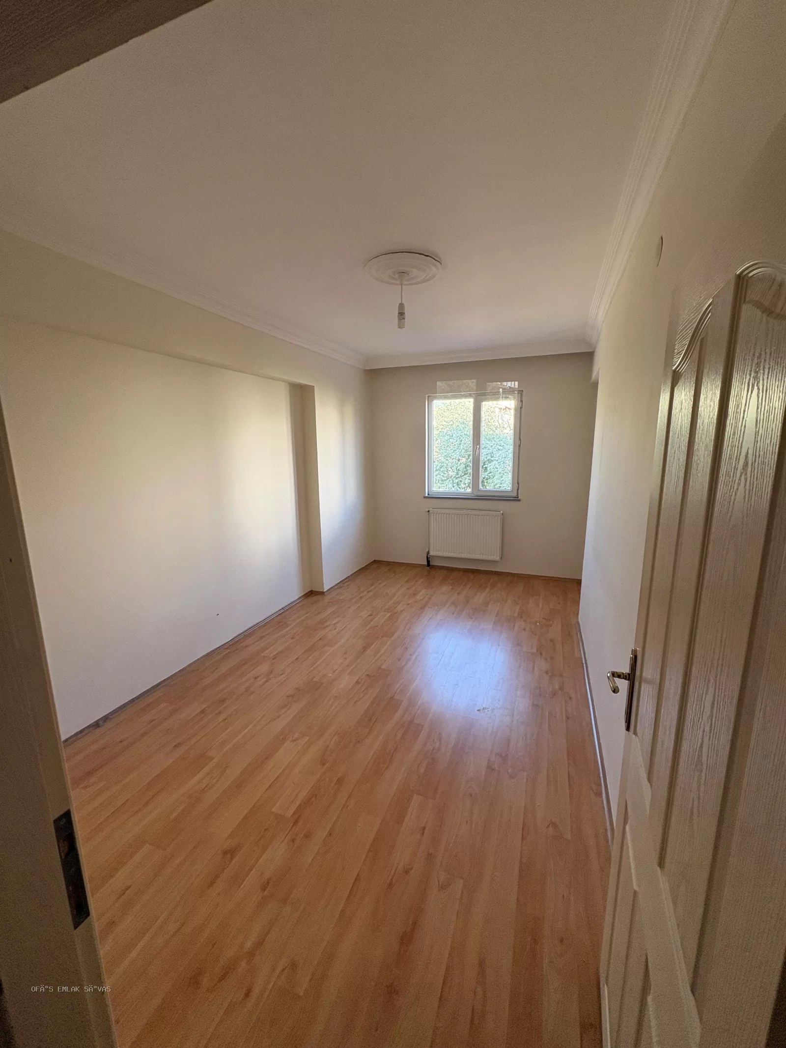 EMEK MAH SATLIK DAİRE — foto 1